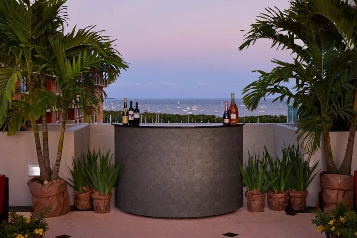 Mvr - Vibes From Your Balcony Retreat Apartment *